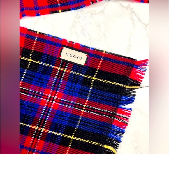 GUCCI “L’AVEUGLE PAR AMOUR” BEE PLAID SCARF NWOT. - Picture 9 of 15